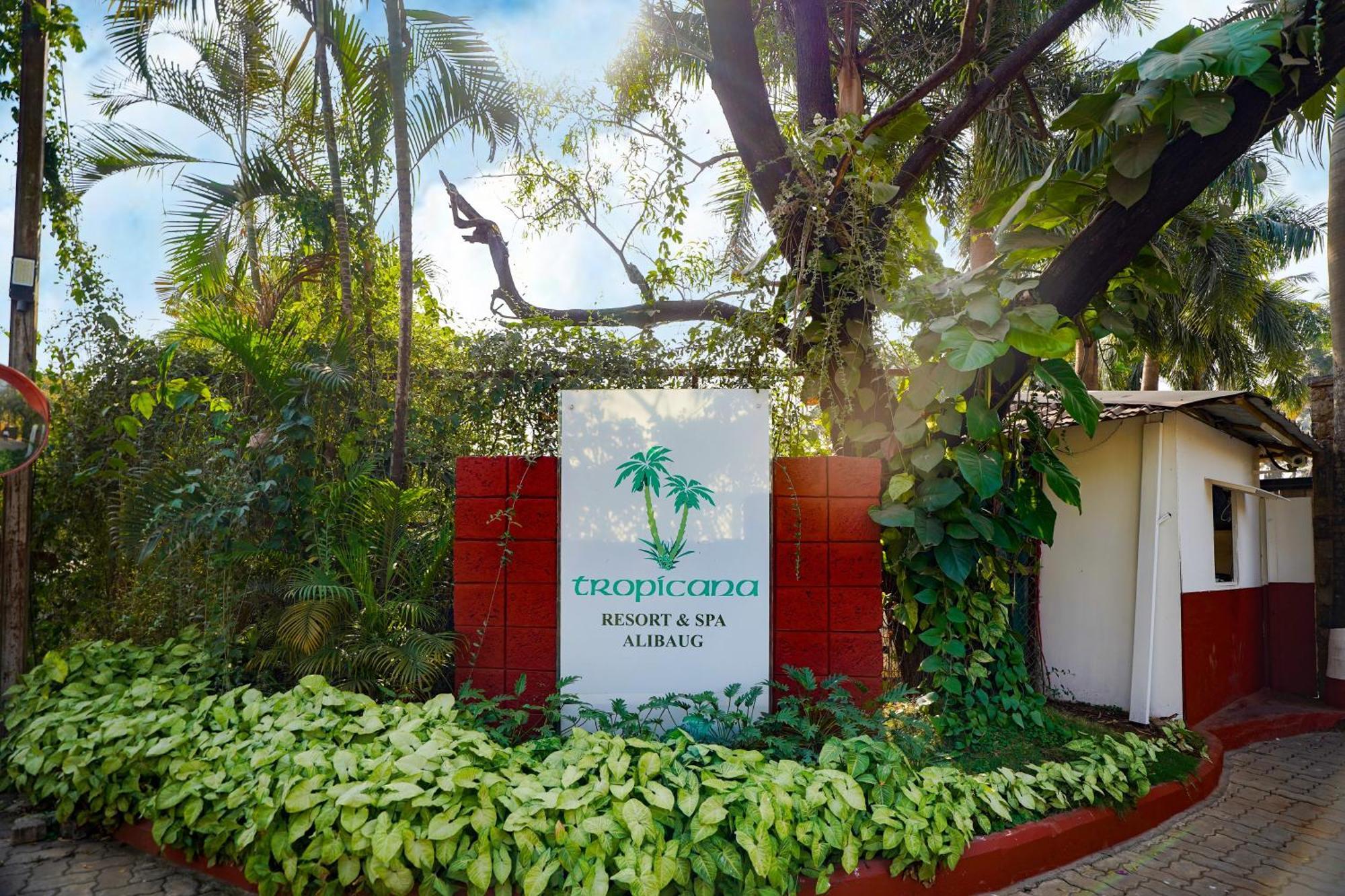 Tropicana Resort & Spa Alibaug Alībāg Buitenkant foto